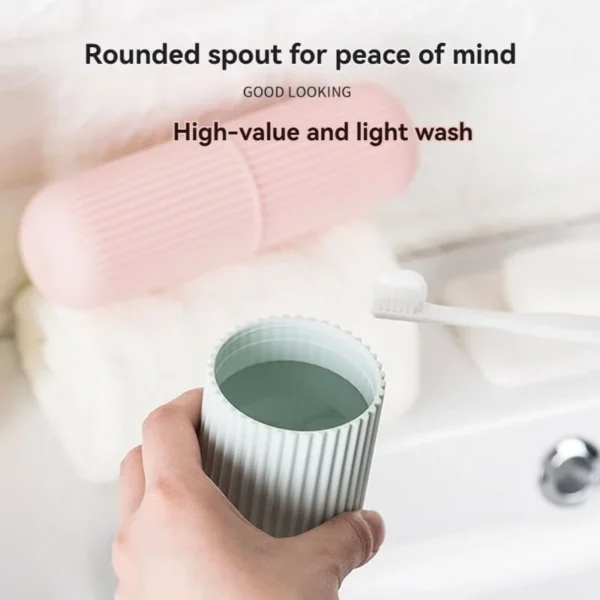 SaeeNova Portable Toothpaste Toothbrush Protect Holder